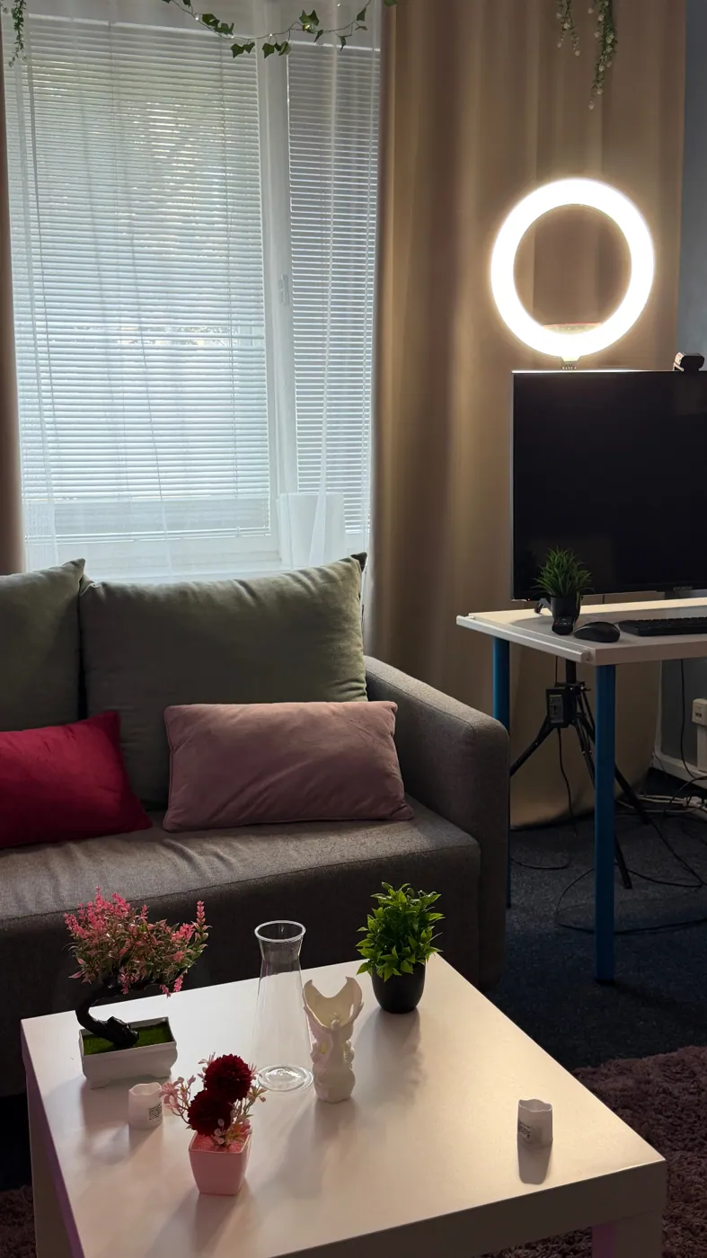 Streaming station · ring light & desk