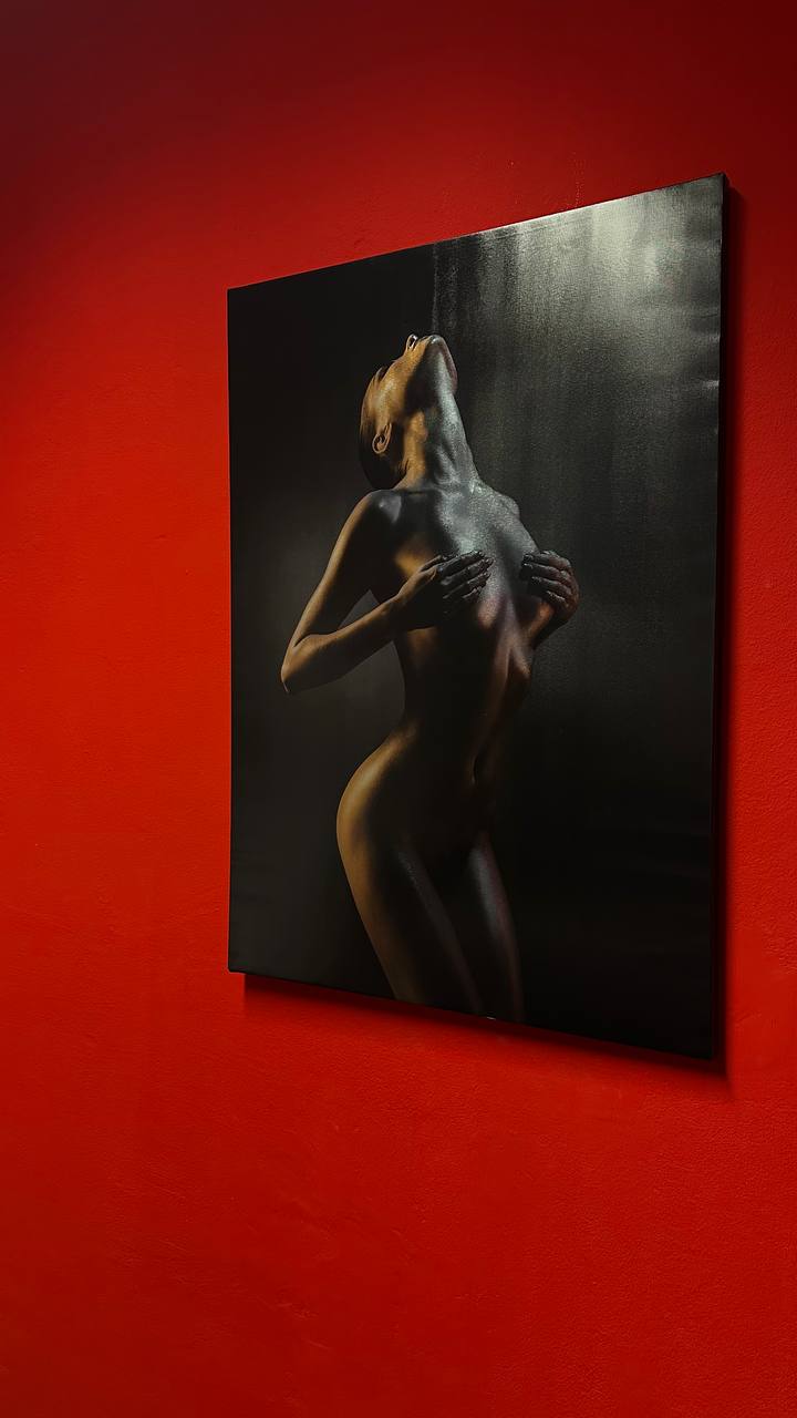 Red wall · fine art canvas