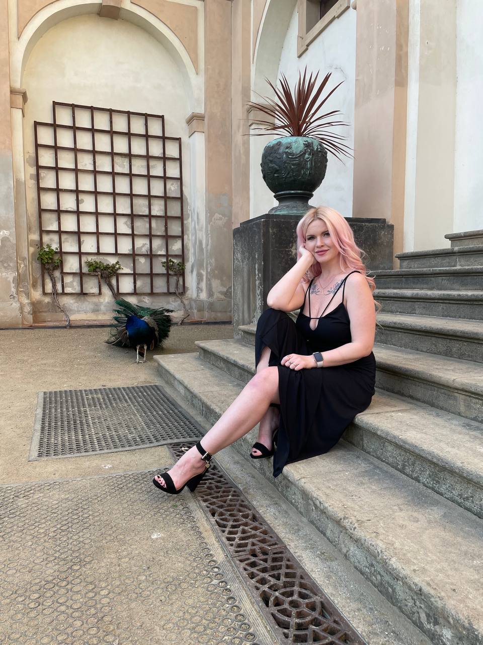 Seated pose · courtyard portrait